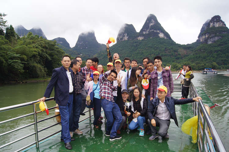 2015年紫光电气组织桂林3日游